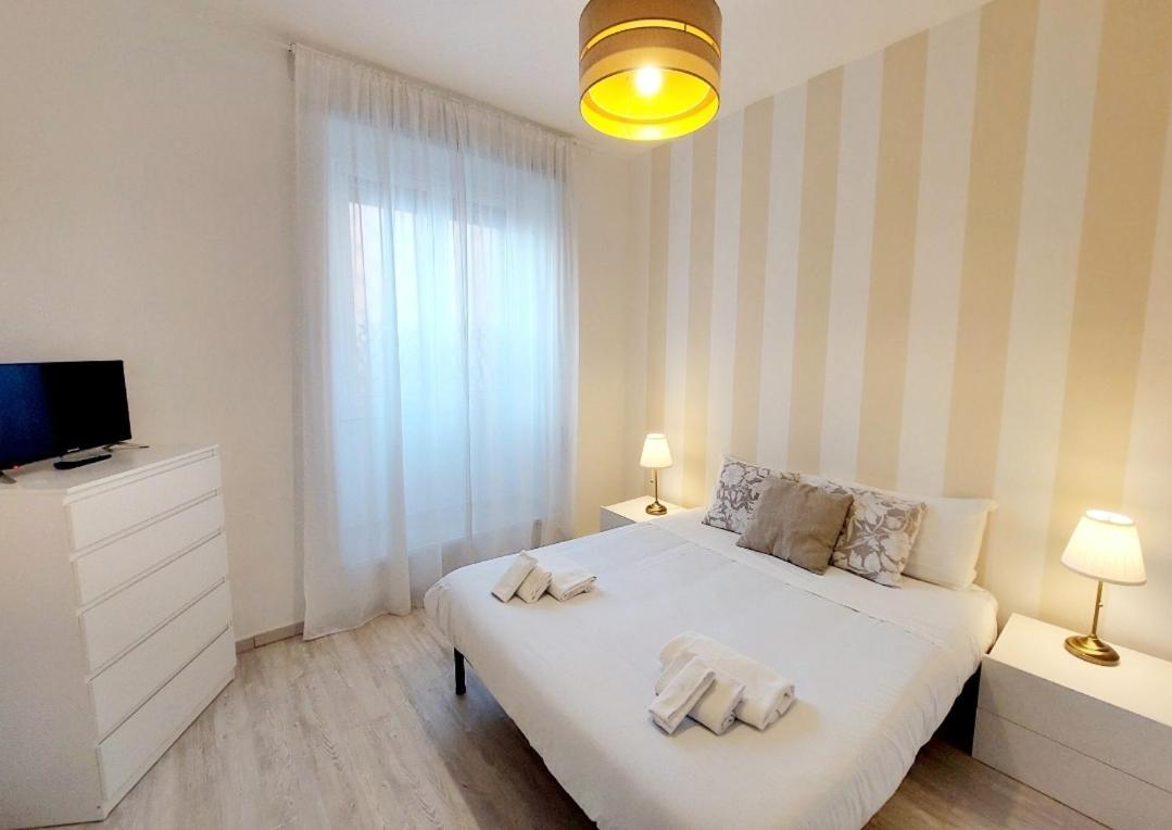 Bbhome Stylish Gold Near Trastevere Station Apartment *